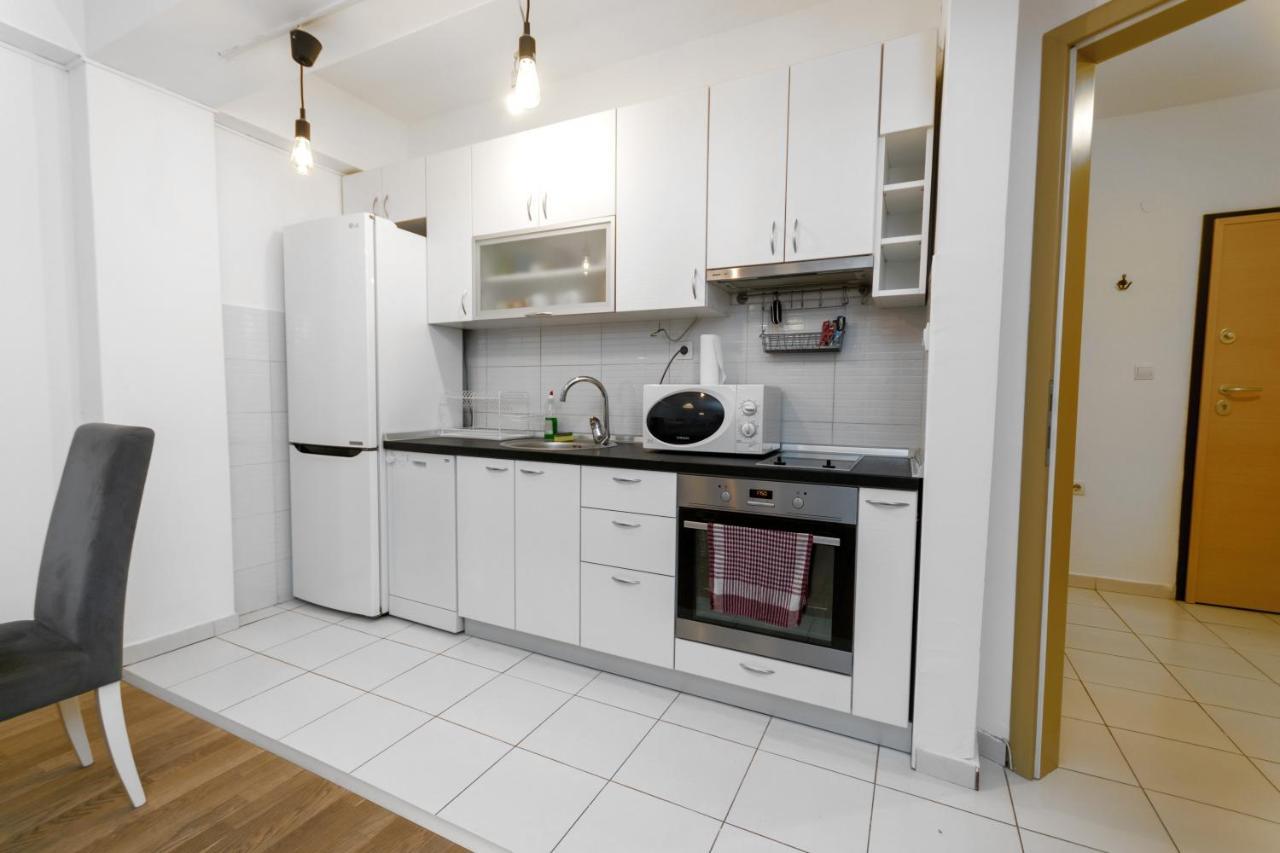 סקופיה One Bedroom Apartment With Private Parking מראה חיצוני תמונה